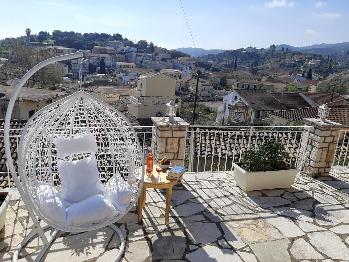 Solaris Methea- Luxury Central Villa By The Castle Kassiopi Exteriör bild