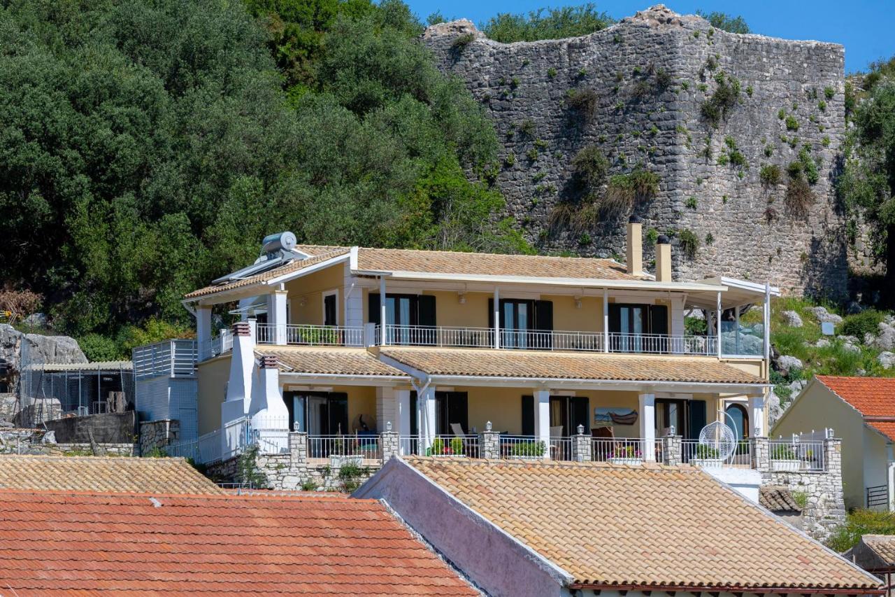 Solaris Methea- Luxury Central Villa By The Castle Kassiopi Exteriör bild