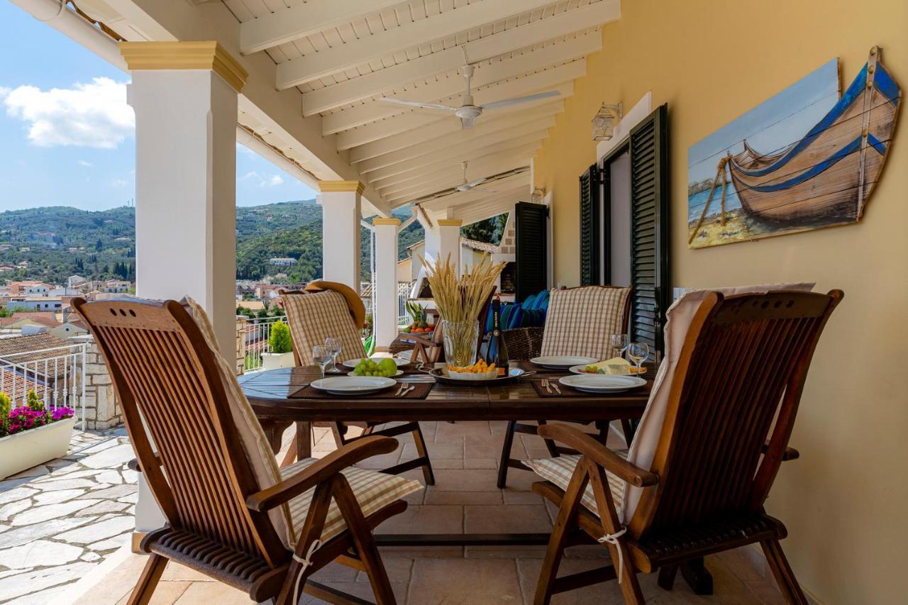Solaris Methea- Luxury Central Villa By The Castle Kassiopi Exteriör bild