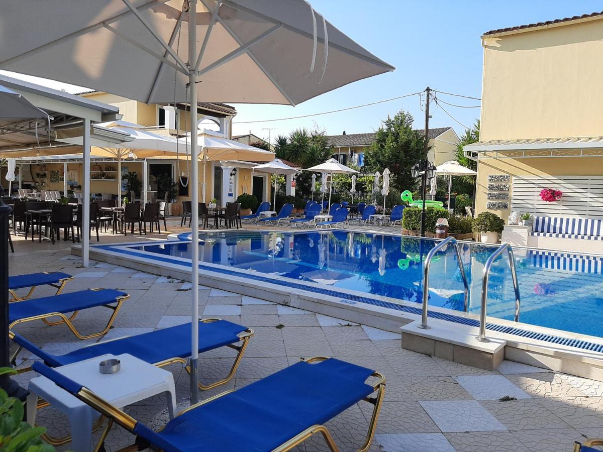 Solaris Methea- Luxury Central Villa By The Castle Kassiopi Exteriör bild
