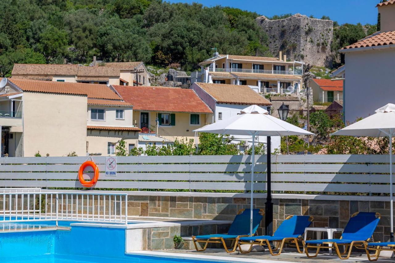 Solaris Methea- Luxury Central Villa By The Castle Kassiopi Exteriör bild