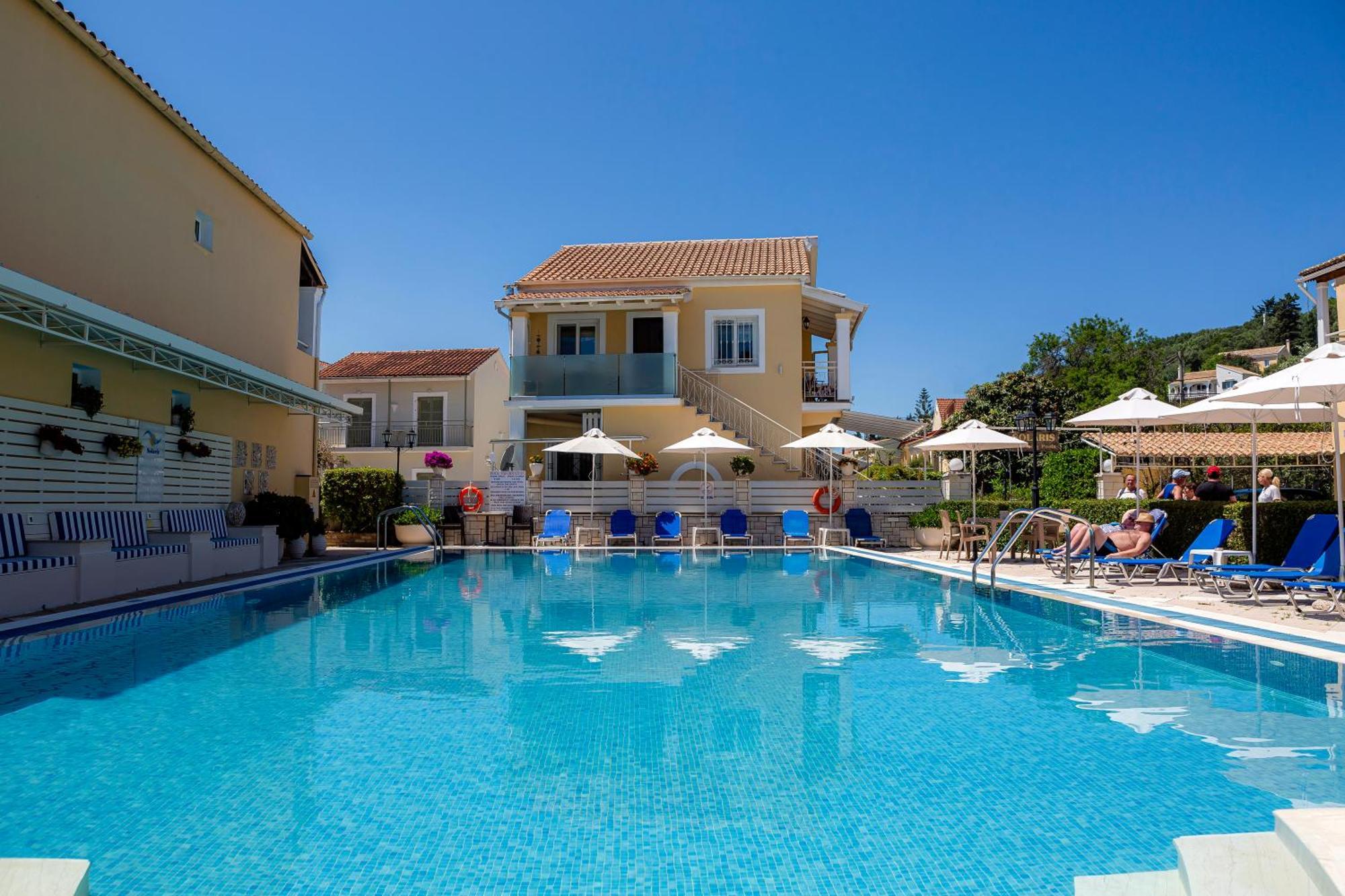 Solaris Methea- Luxury Central Villa By The Castle Kassiopi Exteriör bild